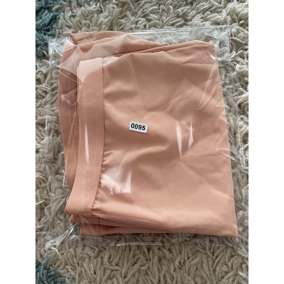 Free People Movement Peach Orange Bike Shorts Size Large NWT - Picture 6 of 6